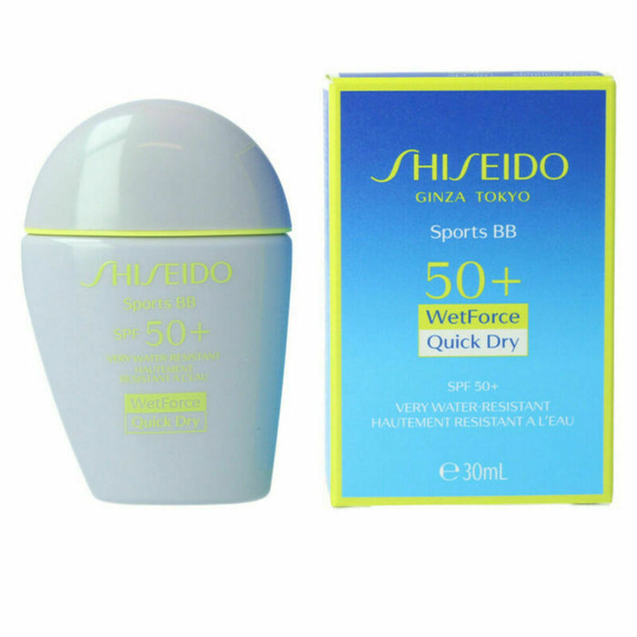 Crème Solaire Avec Couleur Shiseido Sports BB SPF50+ SPF50+ Demi teinte Spf 50 30 L